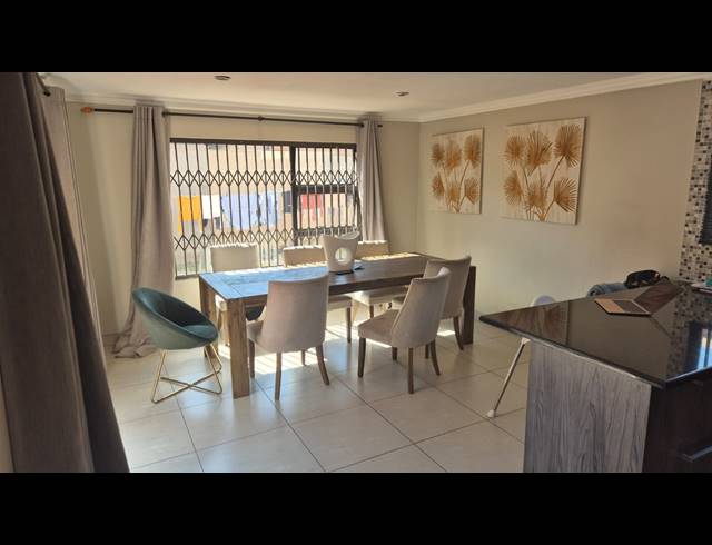 3 BEDROOM DETACHED FOR SALE IN SONNEVELD